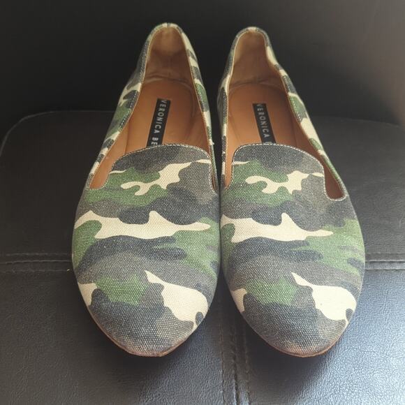 Veronica Beard Designer Griffin Camo Canvas Slide On Comfort Flats Loafers - Picture 2 of 7